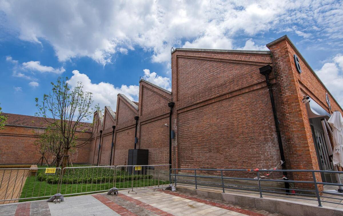 杨浦为什么被称为大杨浦,杨浦区是上海市中心还是郊区