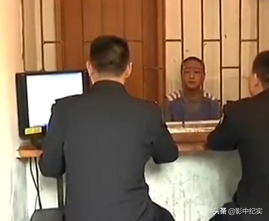 2011年，17岁少女被囚禁地牢惨遭非人折磨158天，罪犯：她自愿的