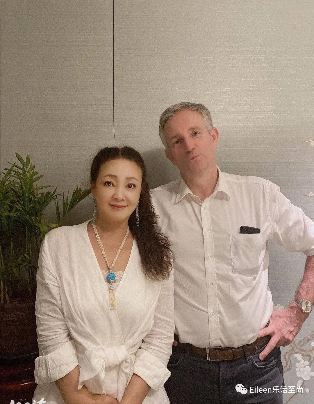 蹭儿媳出位？顶流抓马贵妇是怎么炼成的？