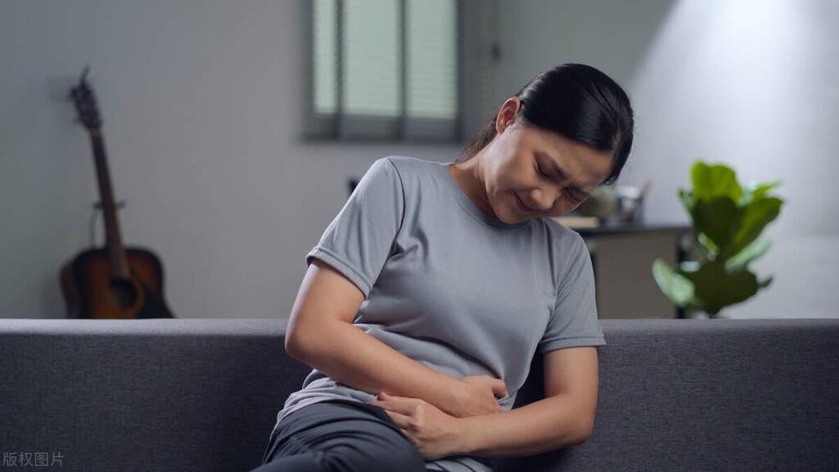 着凉引起的腹泻怎么缓解,肚子着凉会引起肠胃不适