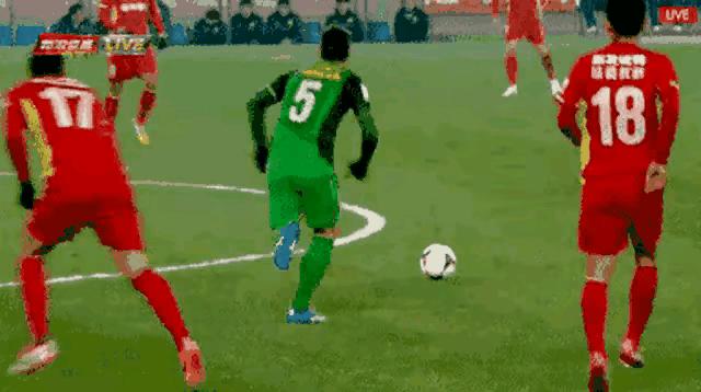 让全世界球迷惊呼卧草的7大足球名场面