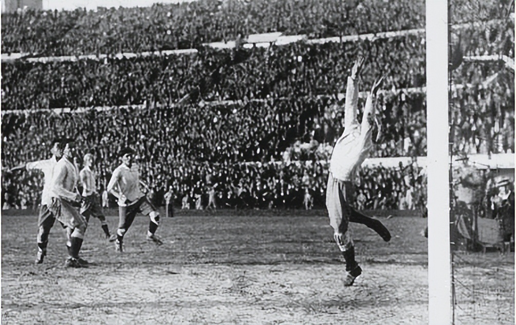 世界杯不夺冠就枪毙,不赢球就枪毙