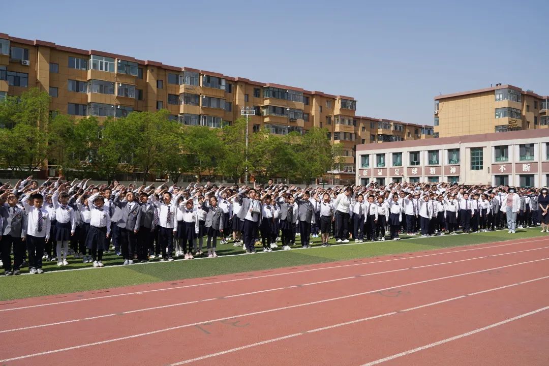 包头市青山区光荣道小学足球队,包头青山区哈达小学