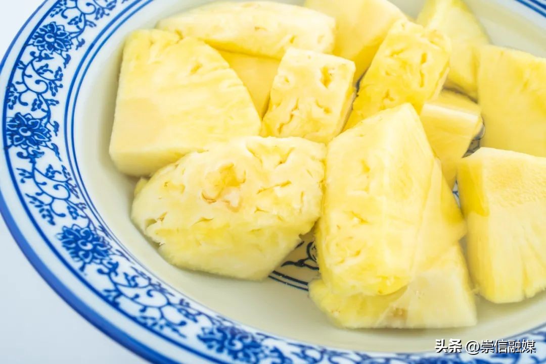 菠萝扎嘴为什么还要吃,菠萝扎嘴是什么原因