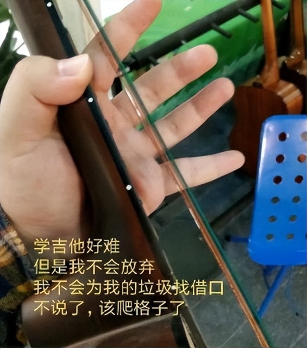 吉他推荐学生党200左右,学生吉他推荐100左右有链接