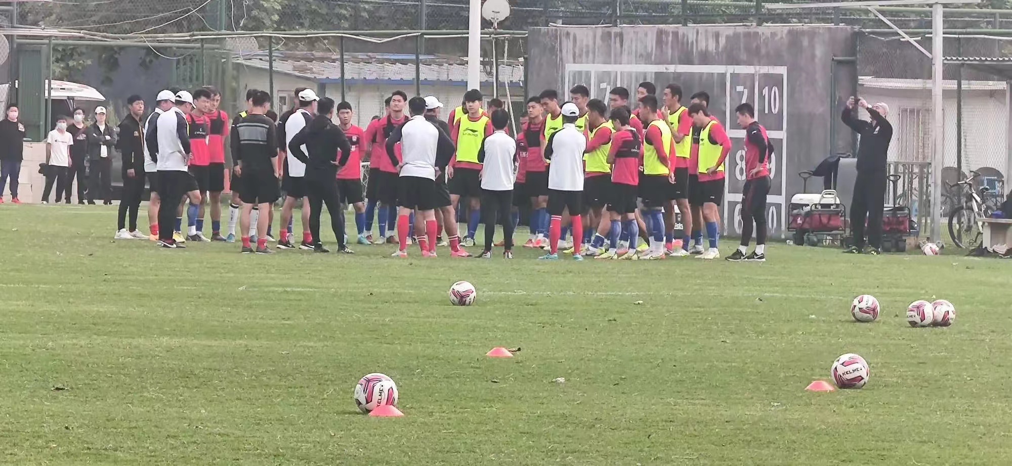 「内附音频」陕西长安竞技队球员王琦、和鑫接受《体坛新视野》节目专访，畅谈球队最新动态和个人训练备战