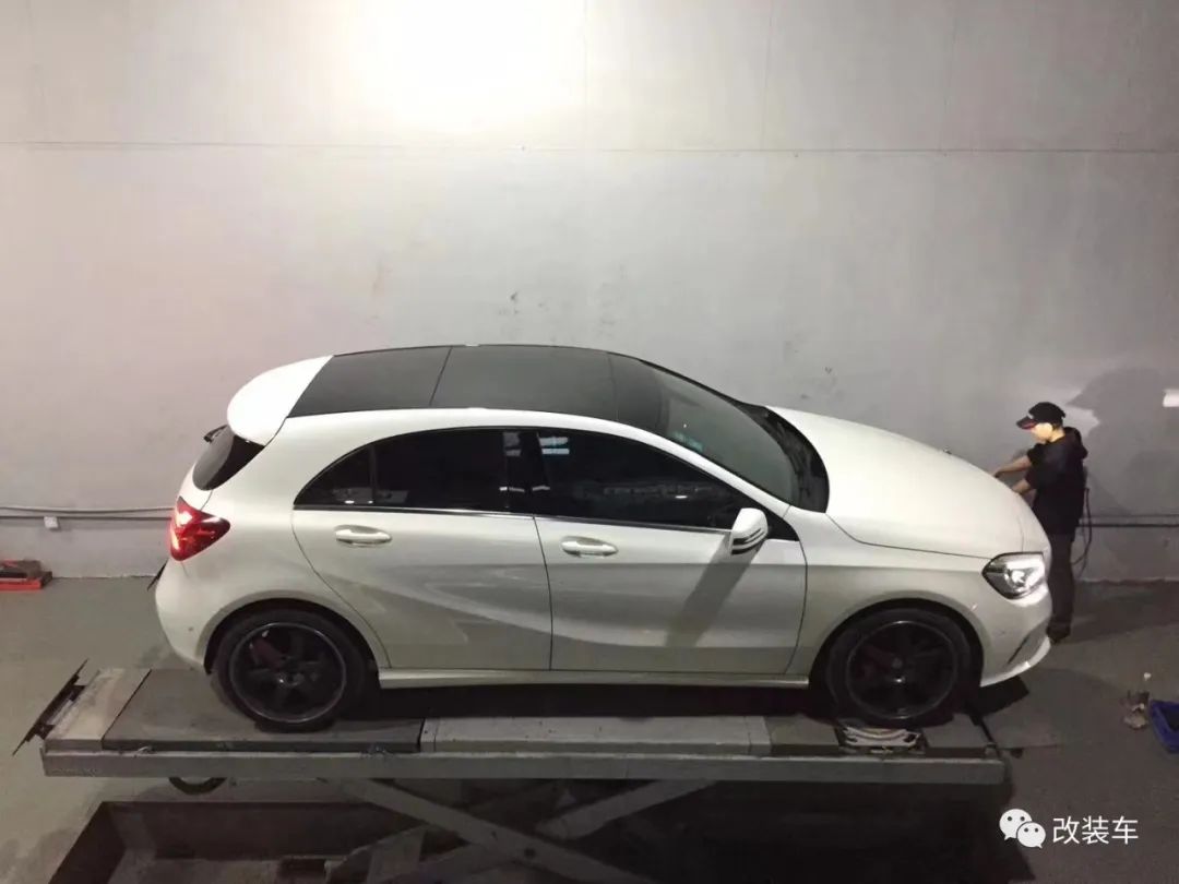 奔驰a200改装电动座椅多少钱,奔驰a200改a45