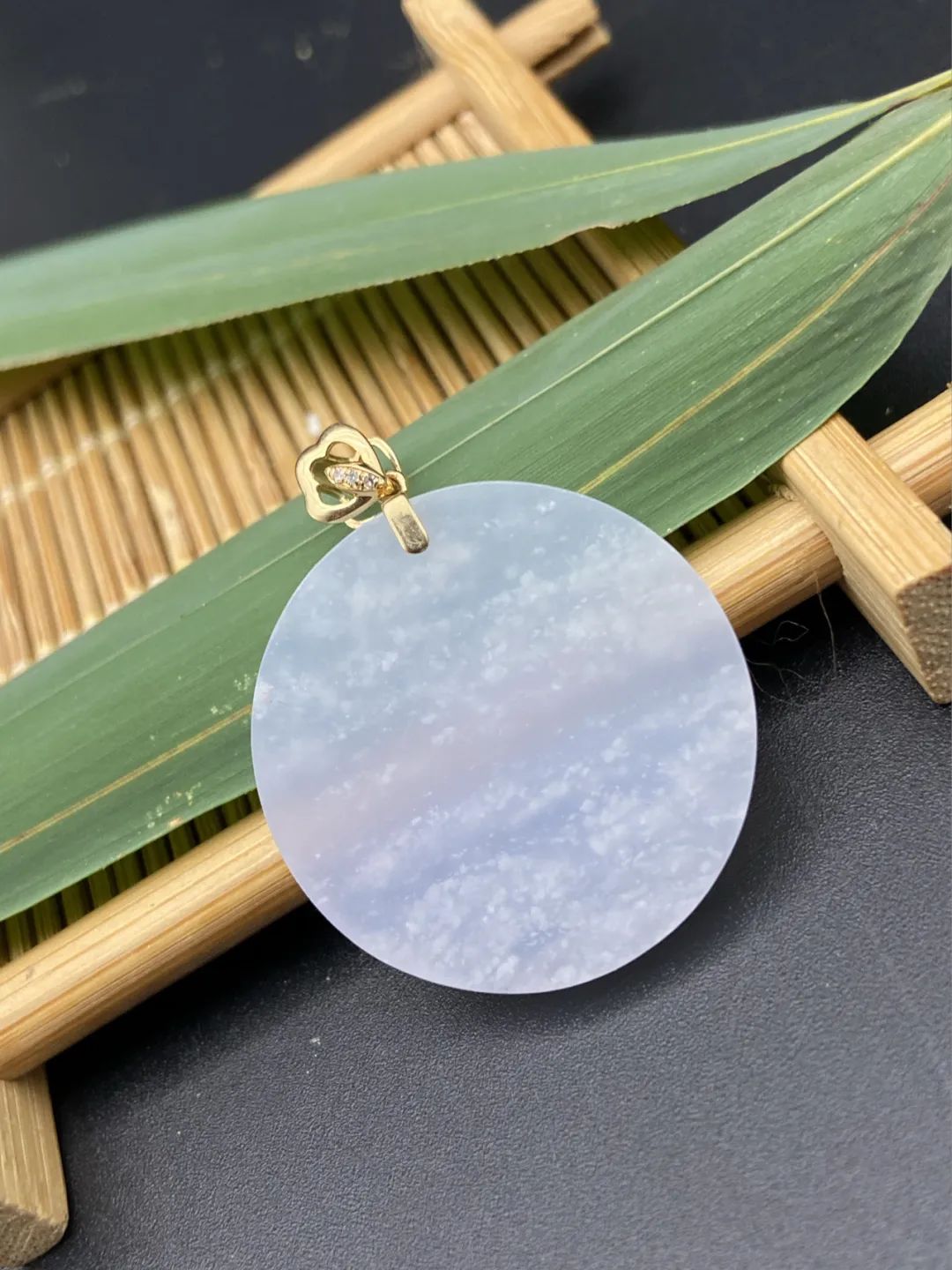 翡翠无事牌紫罗兰,翡翠无事牌一生所爱