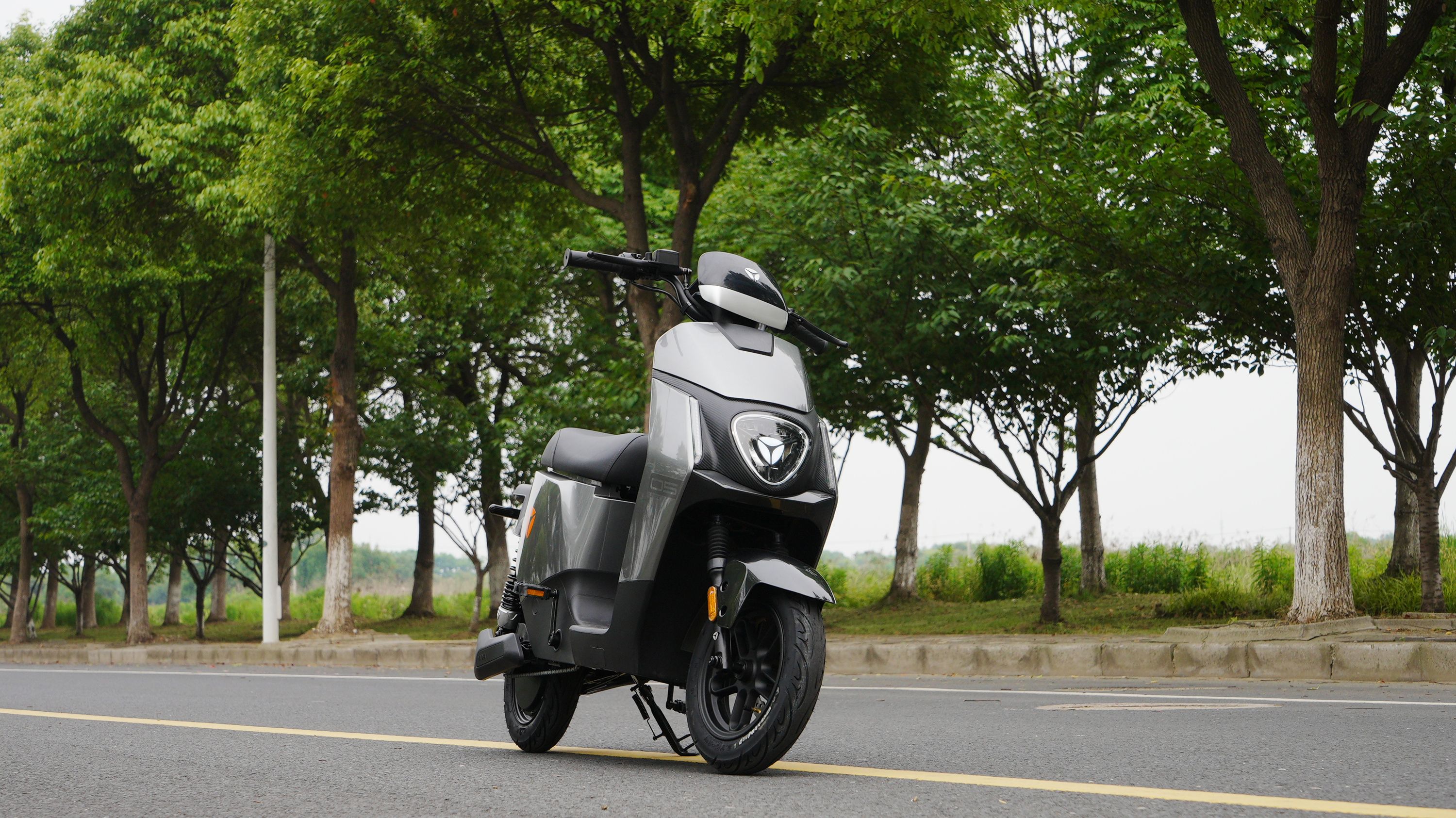 电动车座椅买哪种好,猛马电动车怎么选