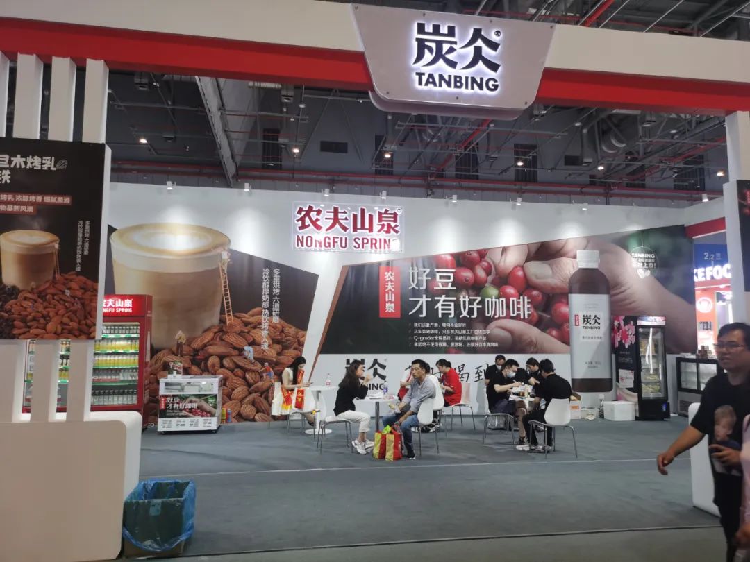 【现场】你好椰、立高等品牌亮相2023上海国际酒店及餐饮业博览会