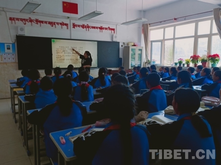 以爱为底色办有温度的教育——走进青海省海南藏族自治州共和县第一民族寄宿制学校