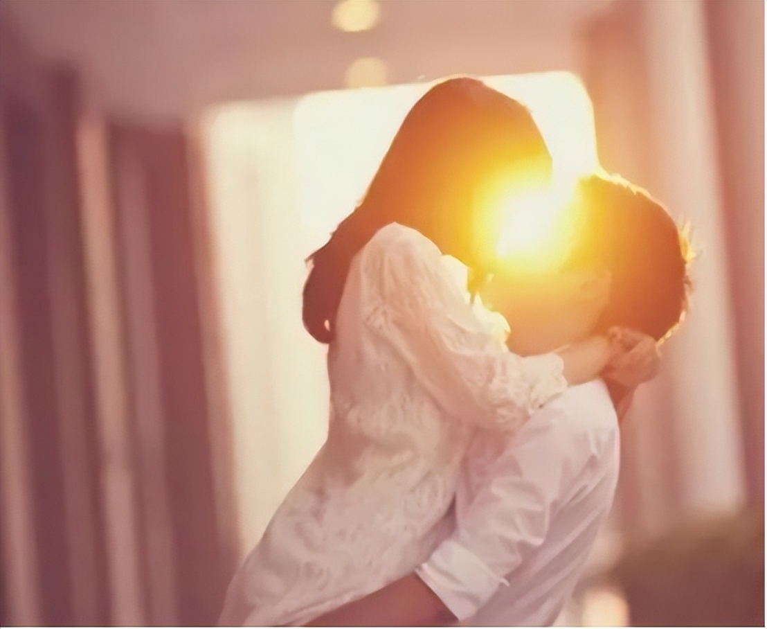 男女亲吻禁忌有哪些,男女亲吻禁忌