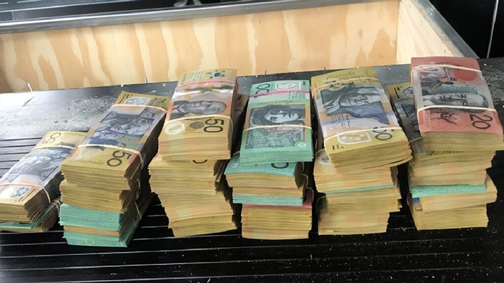 华人在澳大利亚贩毒被抓,澳洲捣毁特大华人洗钱团伙