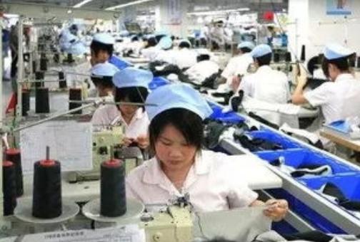 马建荣申洲集团包车接员工回来,申洲国际马建荣董事长成长经历