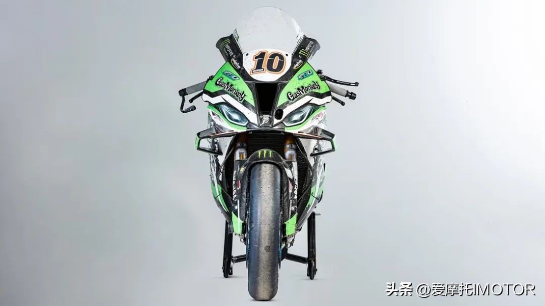 宝马m1000rr60万值不值得入手,为什么宝马m1000rr二手便宜