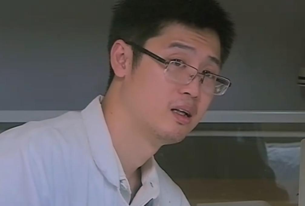 53岁父亲遭受车祸九死一生,父亲被卡车拦腰碾压救活了吗