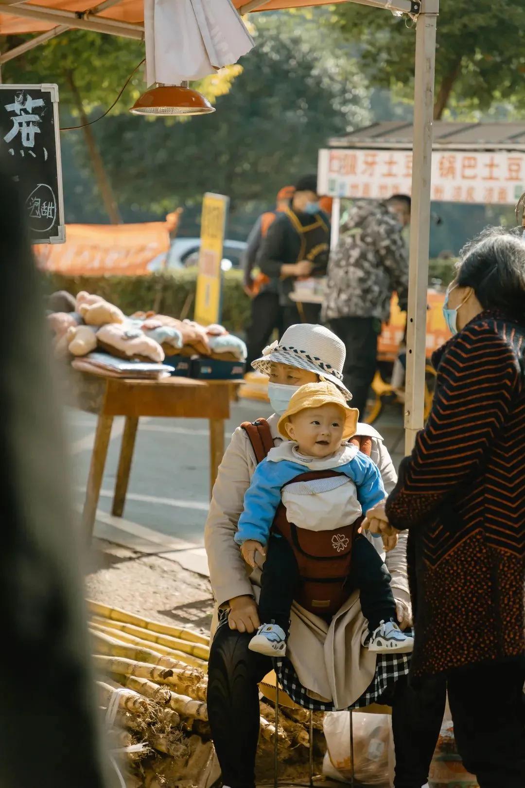 成都伏龙小区伏龙一街,土味城中村