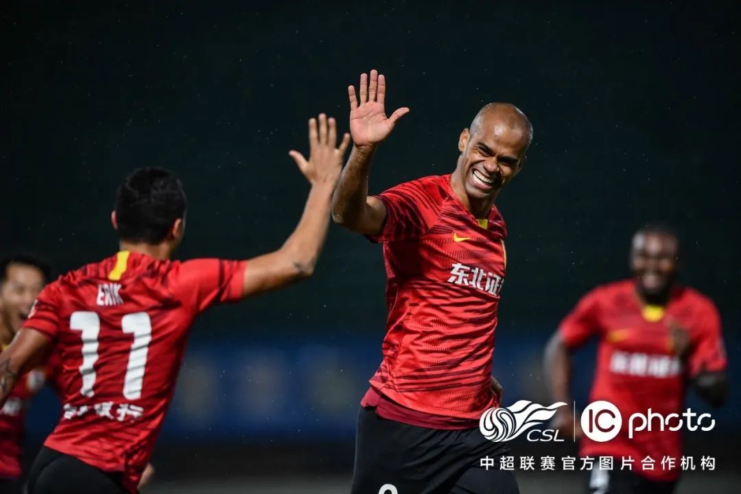 亚泰球迷祝福泰山,长春亚泰最新转会消息儒尼奥尔