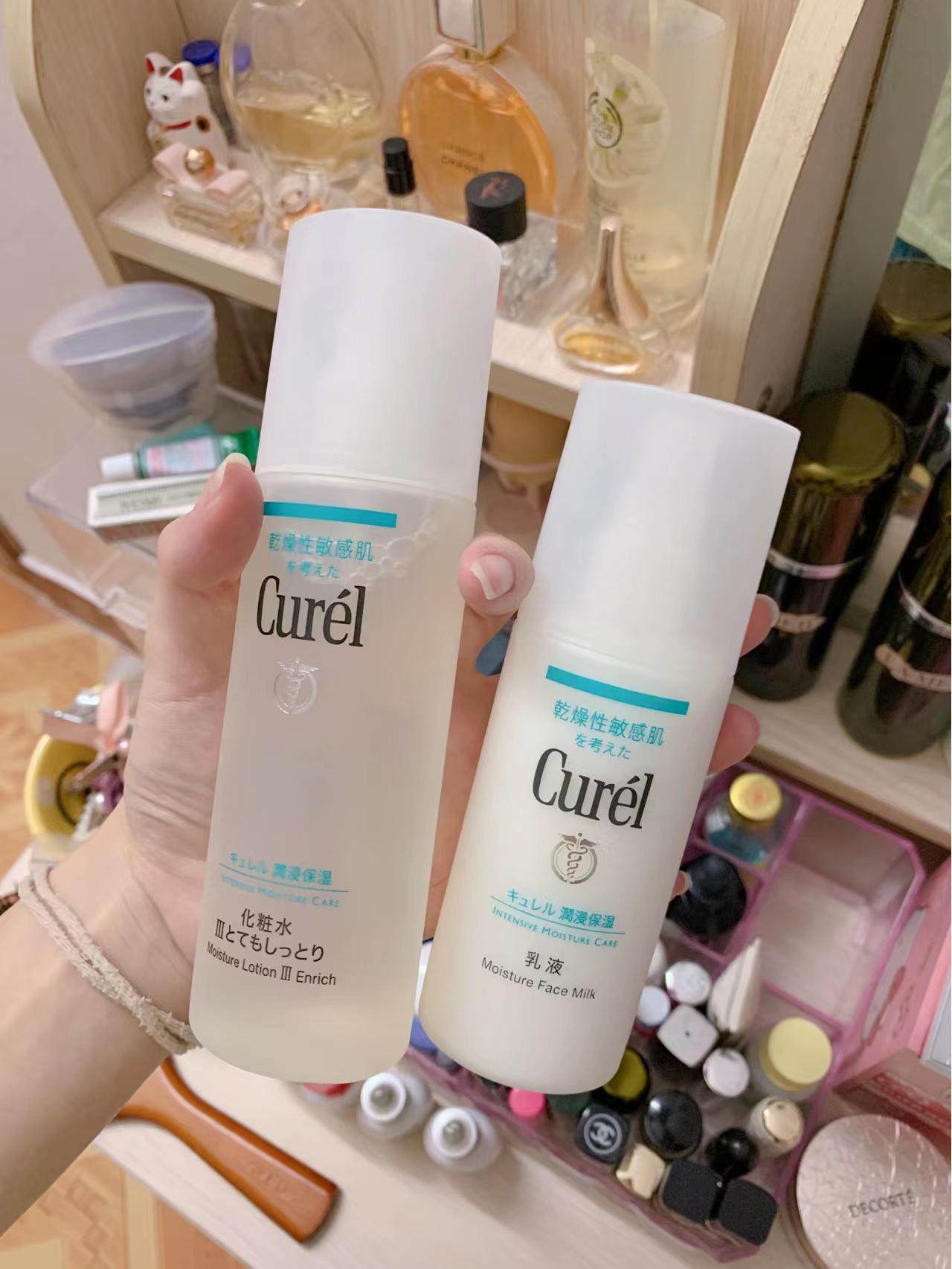 女人上了年纪，不管有钱没钱，建议用这4款水乳，轻薄又好吸收