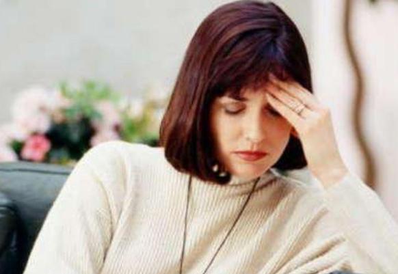 女人下面瘙痒是怎么回事？提醒：或与这4个原因有关