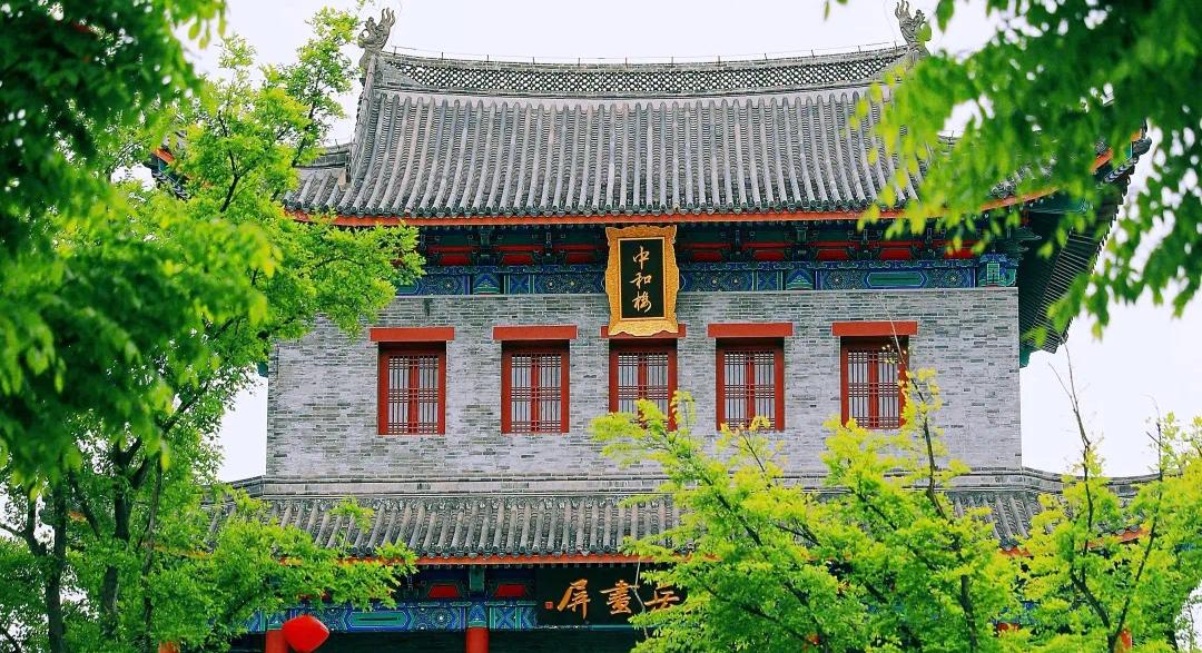 关键时刻服务国家外交,中韩外长为何选择青岛聚首?