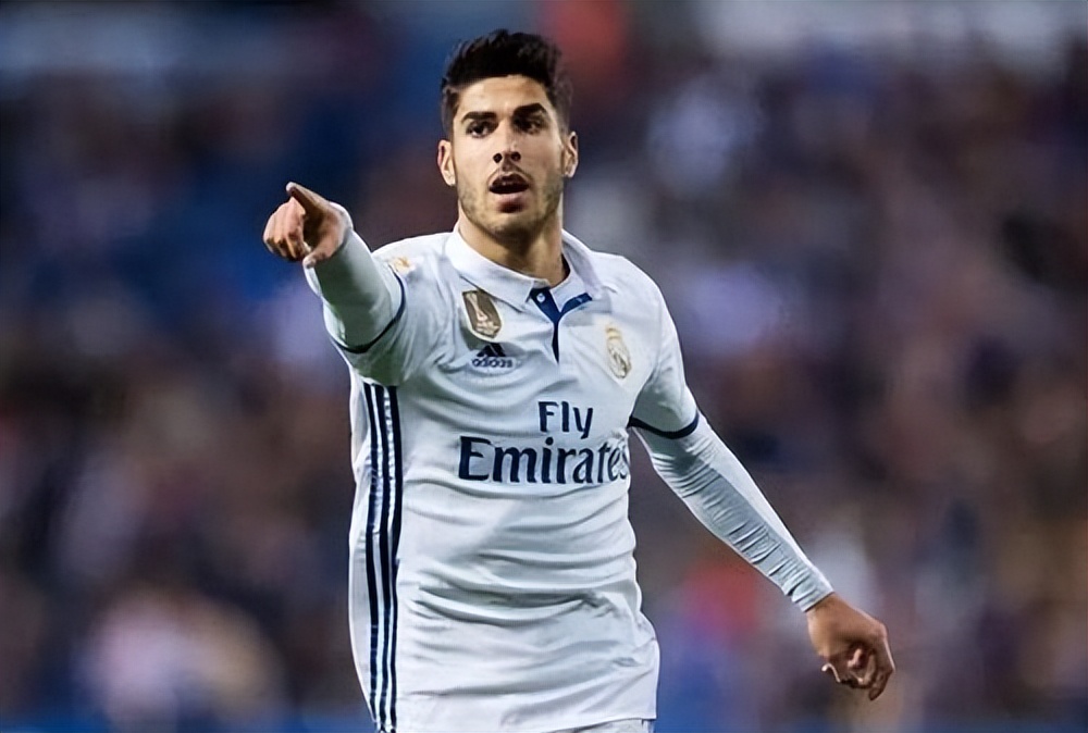 银河战舰续约难，典礼中场即将破碎，球队王储或投巴萨？