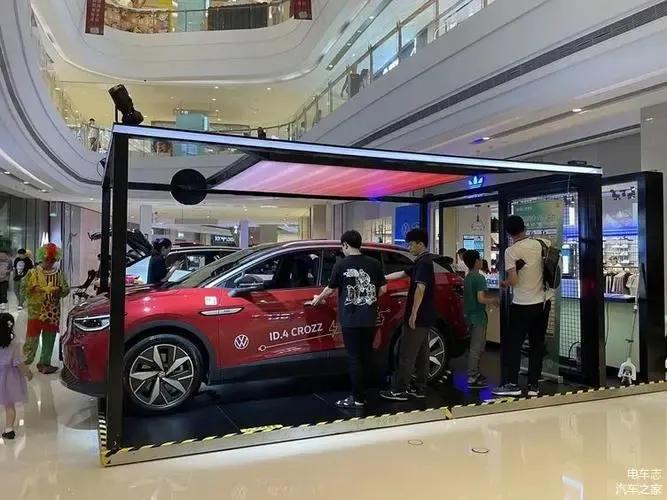 电动车越卷，商场越高兴