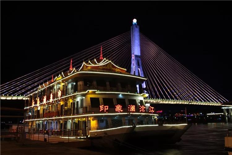 云南西双版纳旅游攻略app,云南西双版纳旅游攻略自由行12月