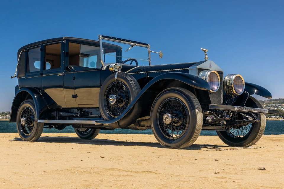 复古版劳斯莱斯幻影,劳斯莱斯复古老爷车1950