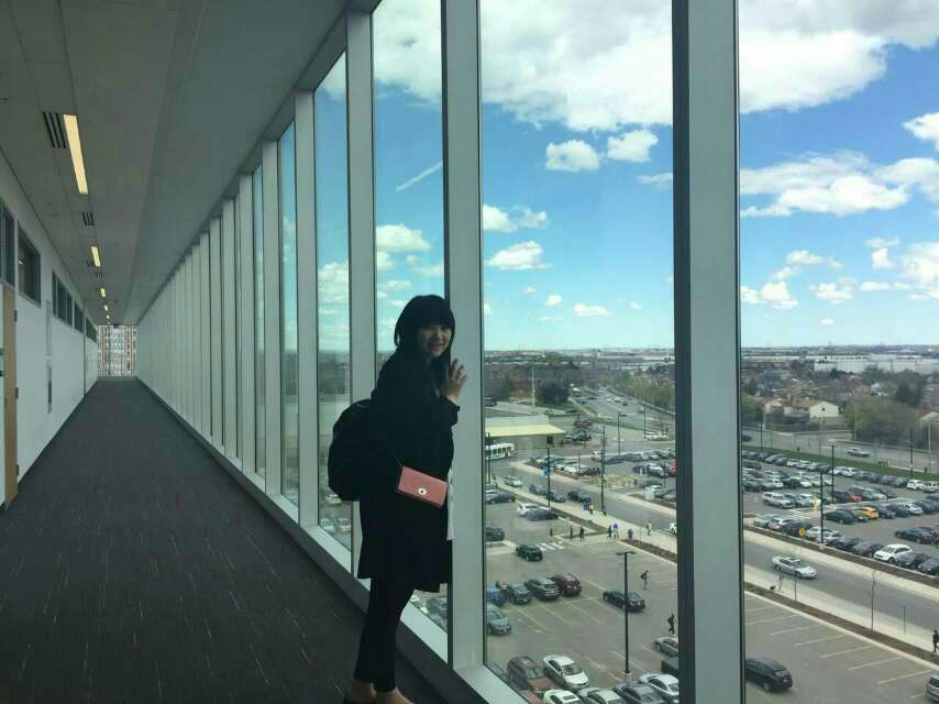 85后Lisa在加拿大：和老公打拼10年，生3娃买3套房，送两娃上私校