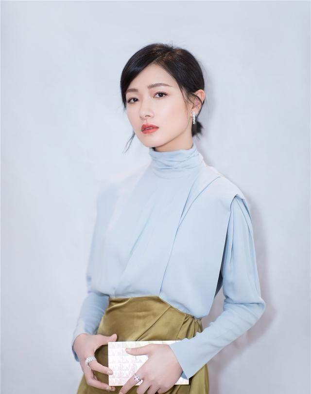 论女星的短发角色，只服这10位港台女神！热巴等人就别硬上弓了