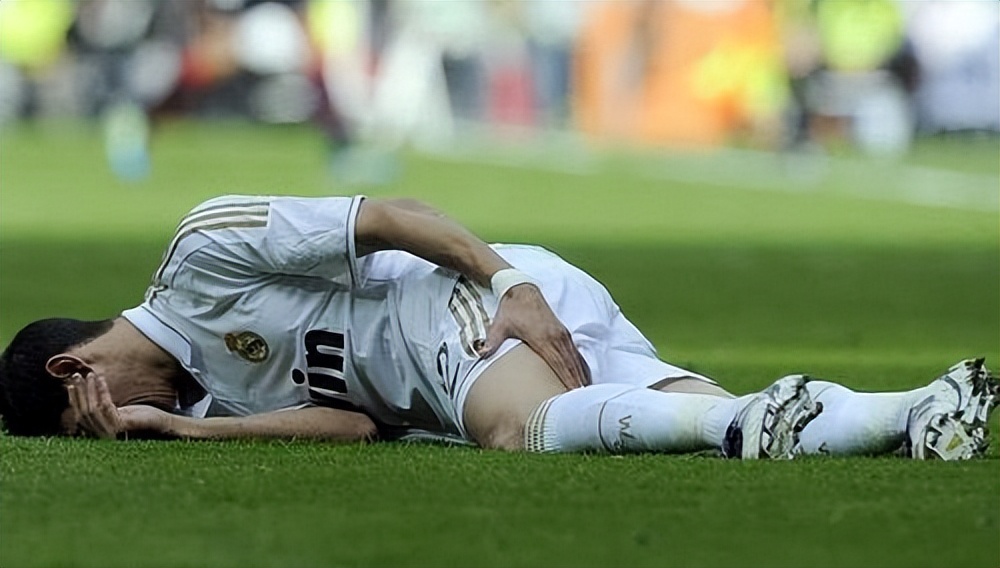 2017年卡卡婚姻现状,卡卡前妻卡洛琳再婚生孩子了吗