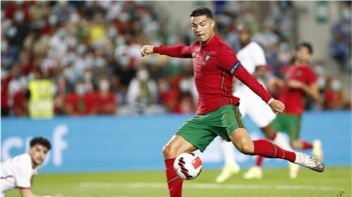 贝利祝贺梅西夺冠英文,贝利祝贺c罗