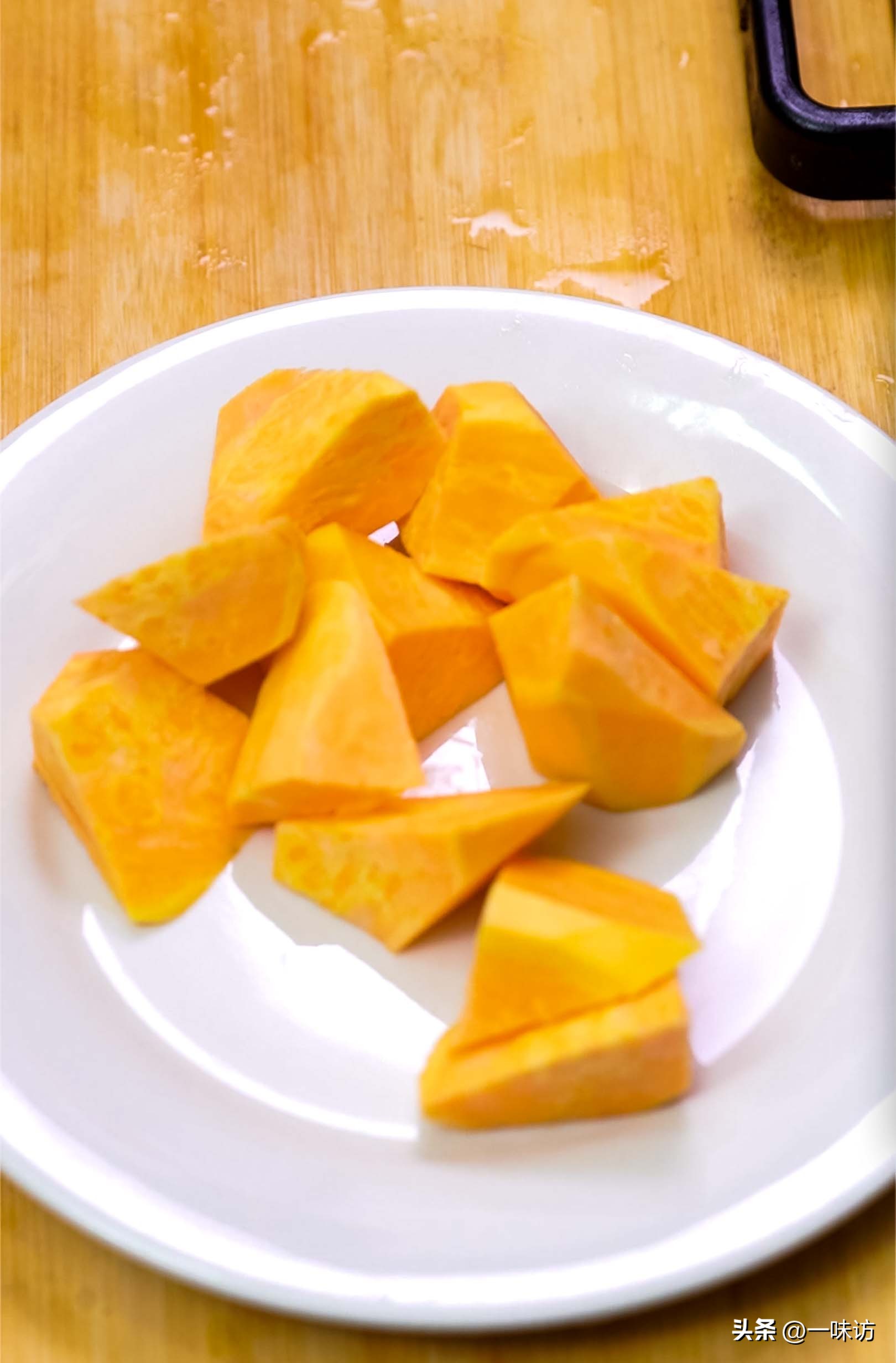 翻沙红薯简单做法,翻沙红薯做法步骤