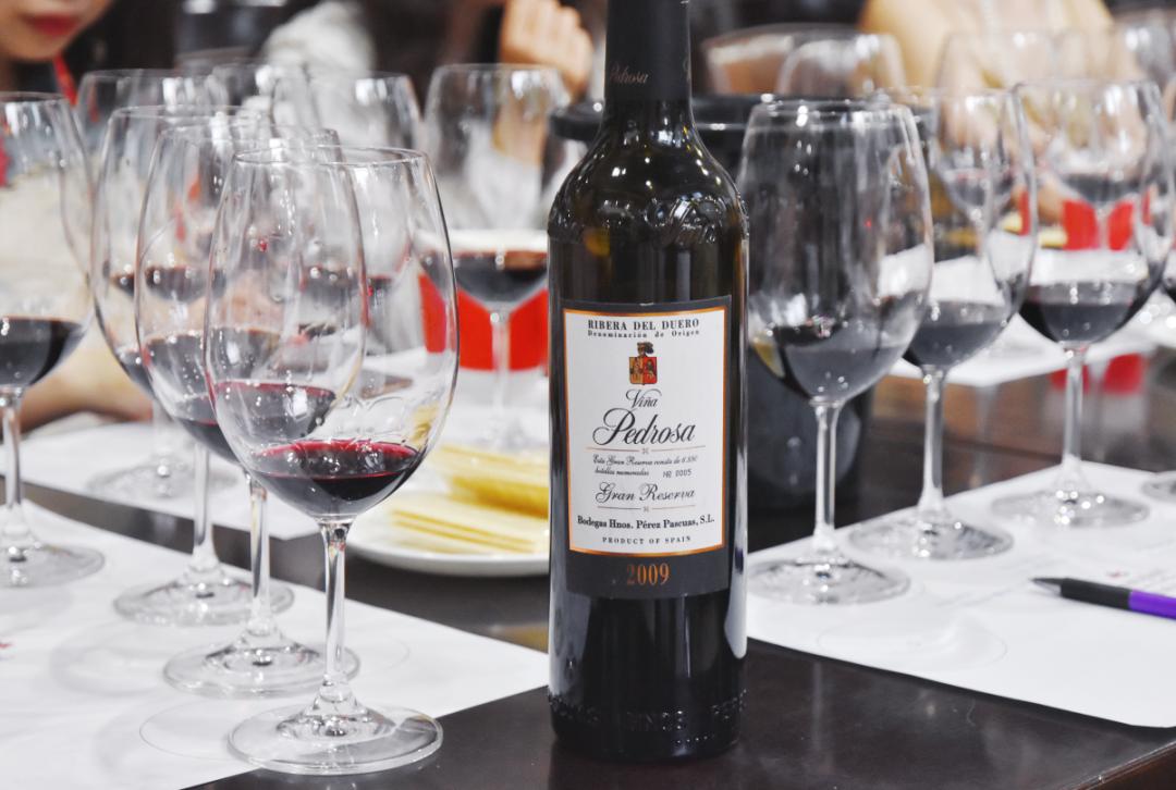 教皇喜欢谁,教皇喜欢的男孩