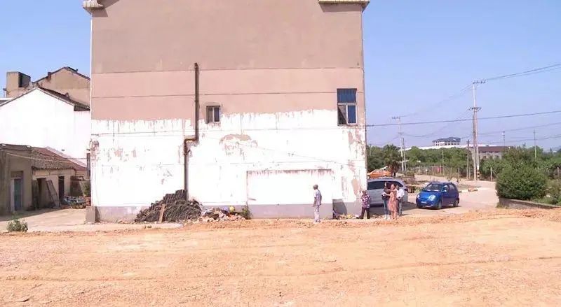 *迁拆**红线是什么？房屋一部分在红线外，该怎么补偿？