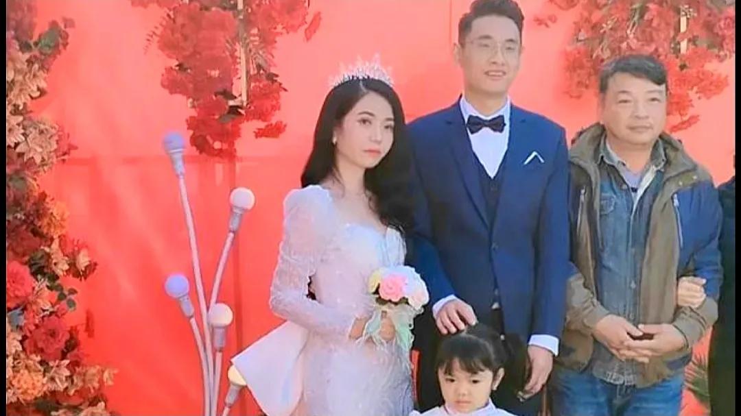 跨国网恋三年直接结婚,跨国网恋不到三个月就结婚