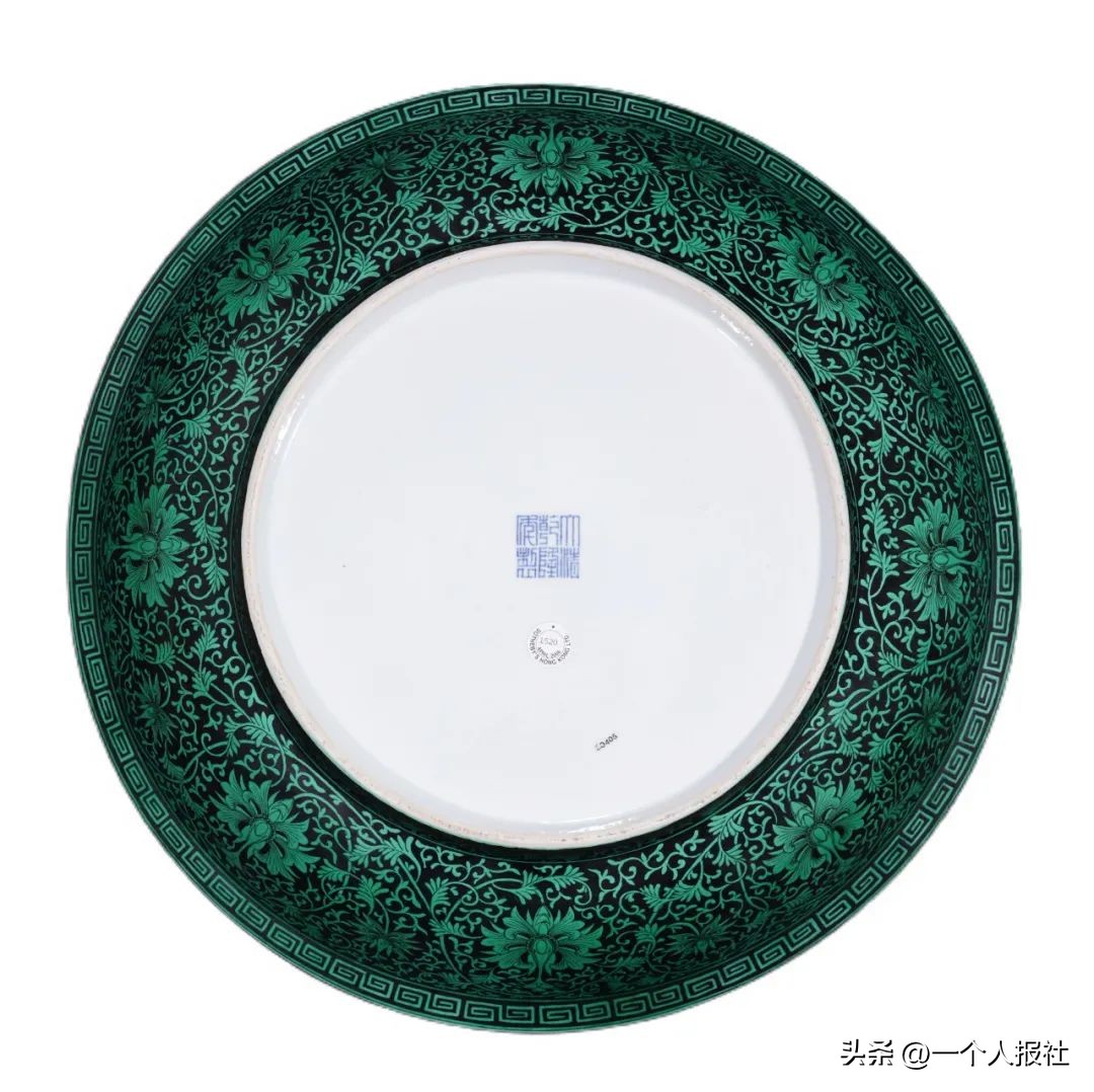 青花的故事：永乐、乾隆神品双盘