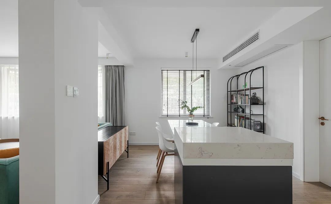 现代简约风配高级感家具,现代简约轻奢家具高级感