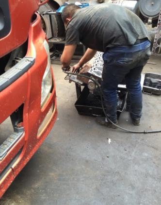 25岁女孩靠三千元赚到500万,初中生怎样赚到3000万