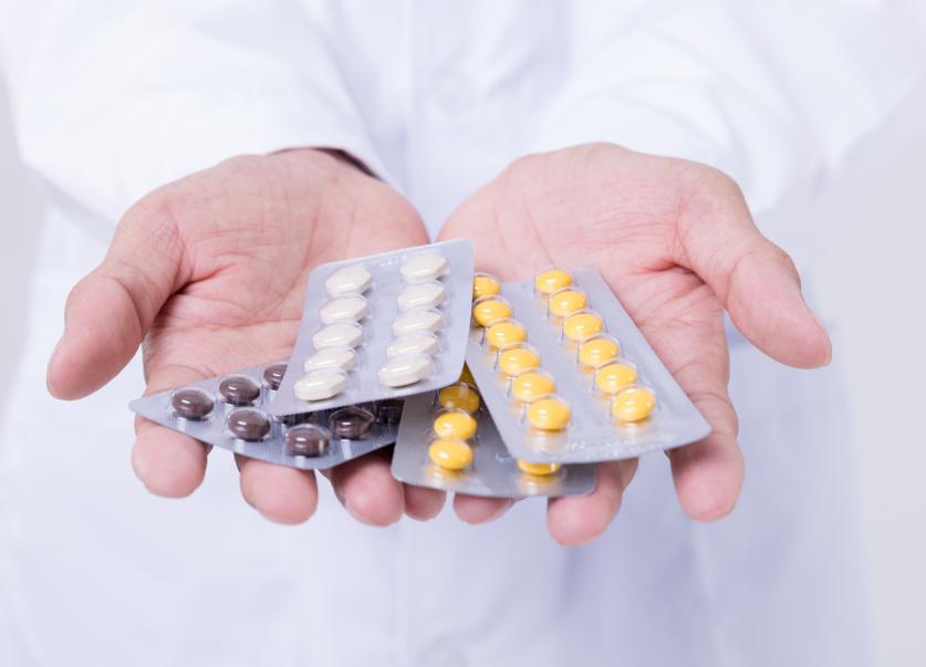 伤筋动骨100天骨折要如何康复治疗,伤筋动骨一百天骨折后要躺100天吗