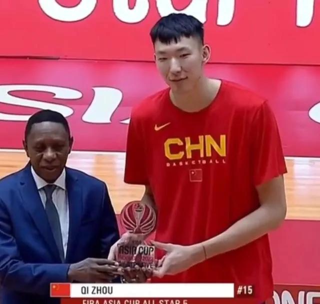 大魔王和周琦关系,大魔王周琦成长