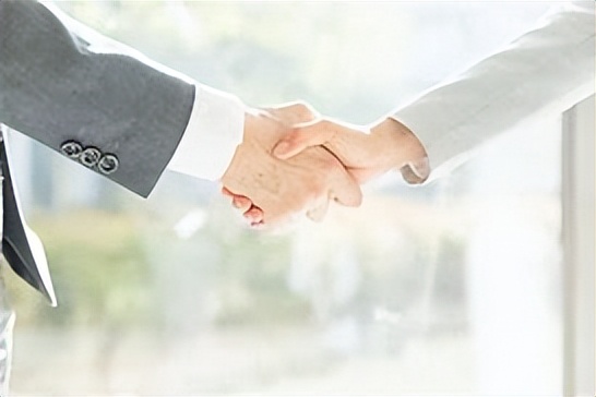 女儿食用奶粉患病父亲维权坐牢,孩子吃毒奶粉家长被抓