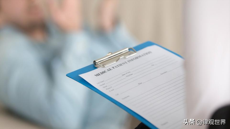 两男子讲笑话邻居笑死,讲笑话把邻居笑死了