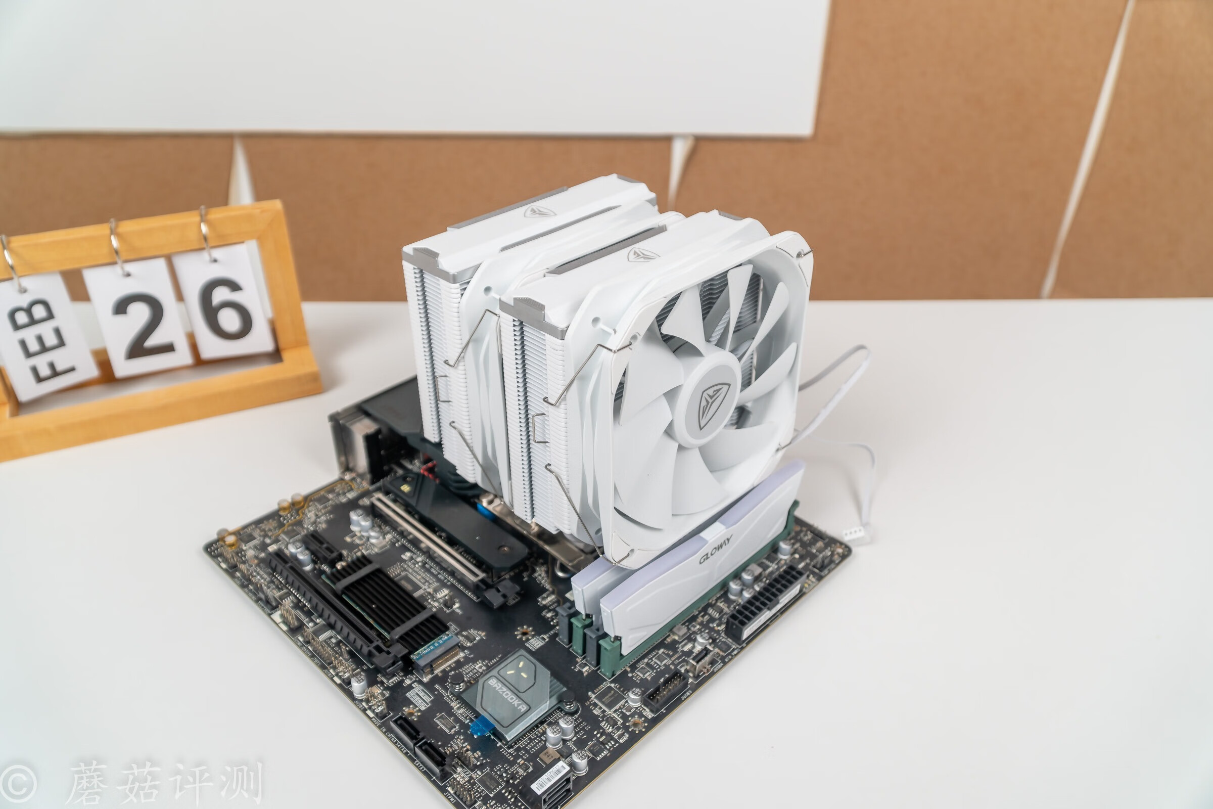 攒了好久的钱终于派上了用场,攒了很久的钱换电脑