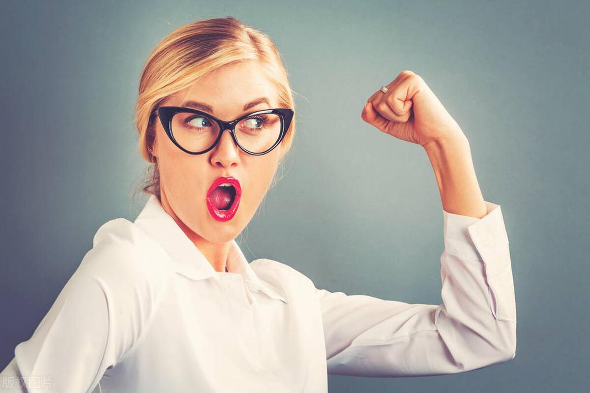 同事老是挤兑你怎么办,同事觉得你好欺负怎么应对