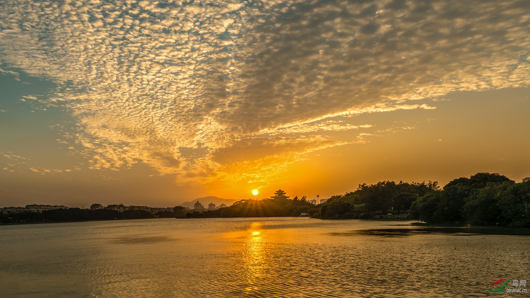 《滕王阁序》中的典故和成语,《滕王阁序》典故