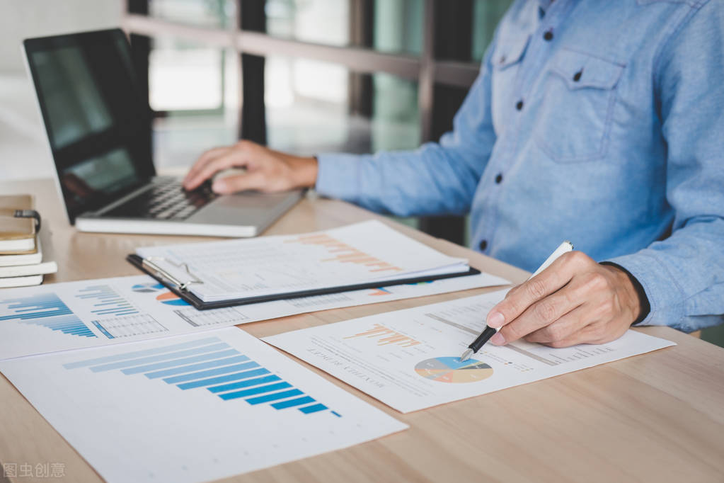 职工出差报销的差旅费发票,职场保险小故事