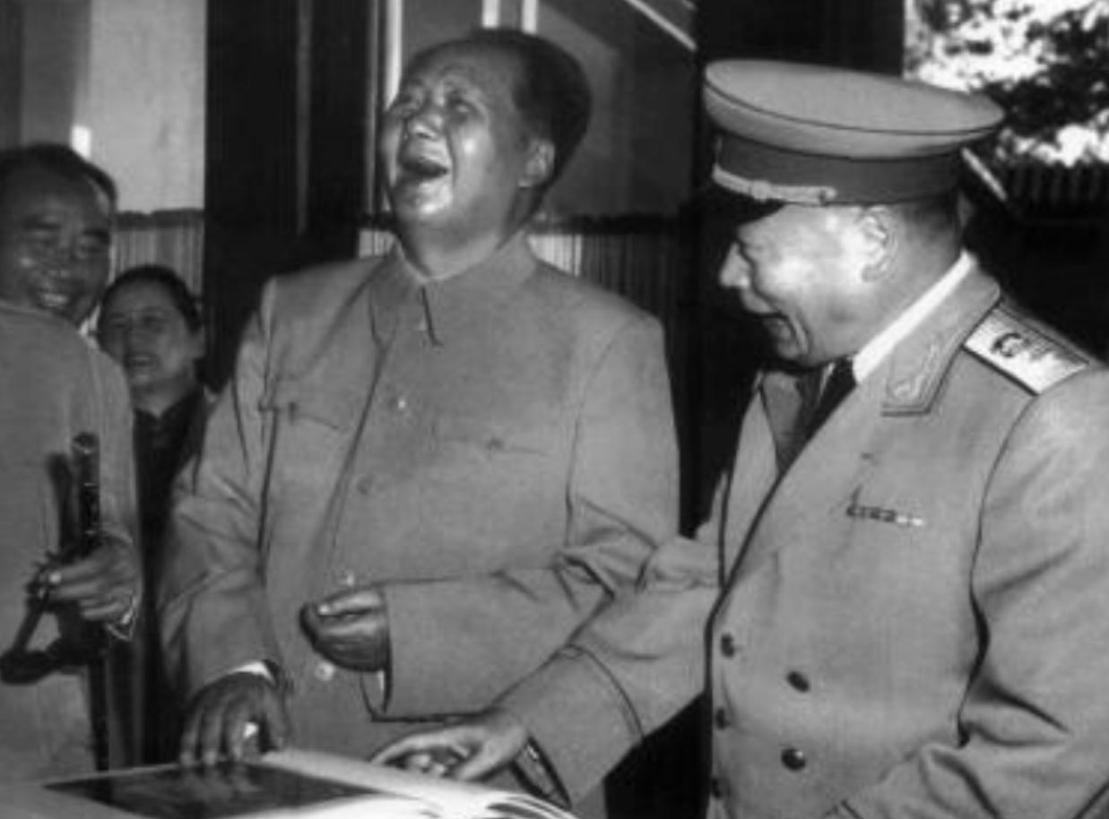 陈毅临终前，*剑英叶**拿出毛主席所写的纸条：我知道你在等什么