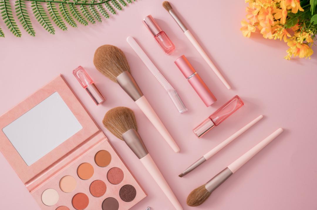 新手买火车票攻略,售票小姐姐的日常